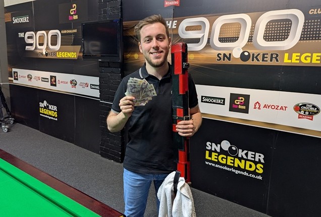 Rankings champion Lloyd wins last leg in Reading